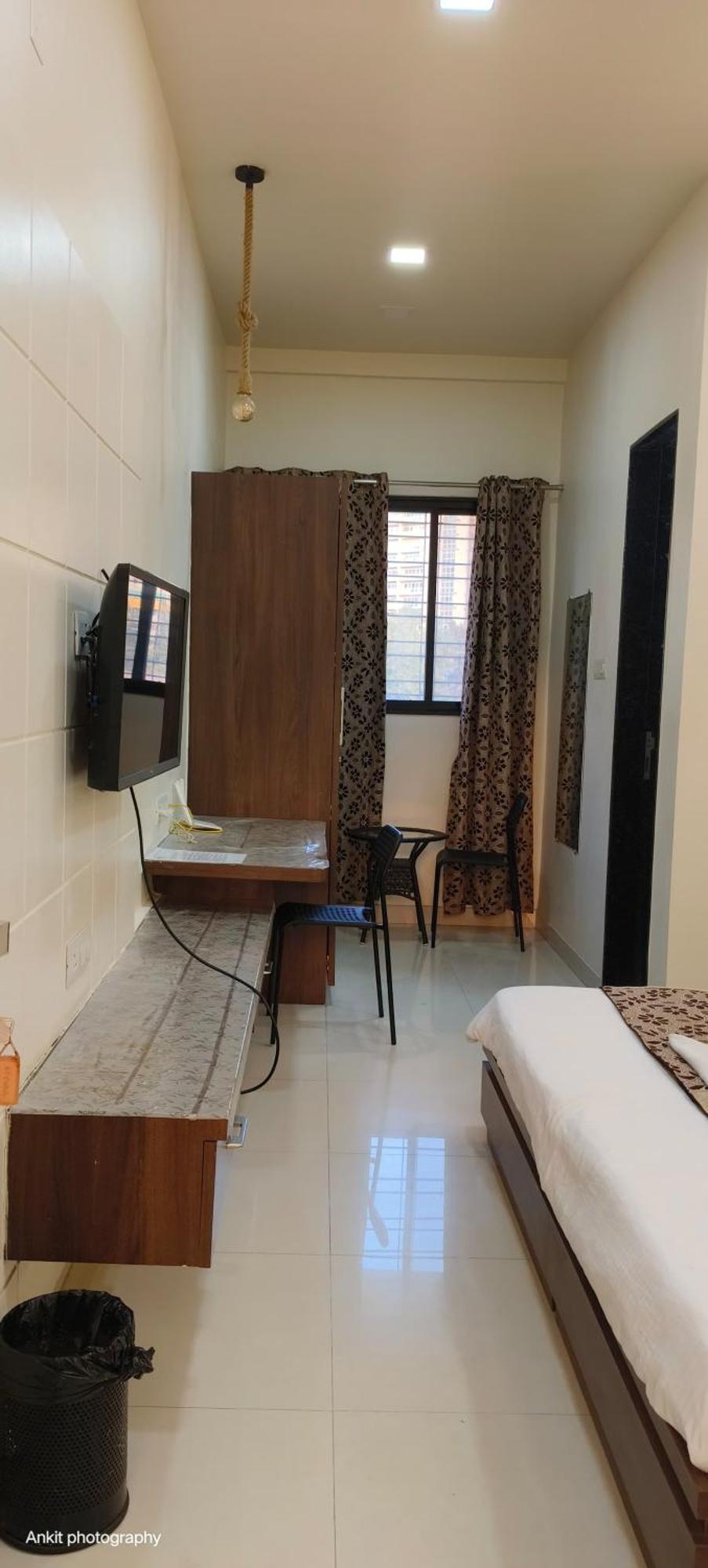 Fabhotel Royal Suits - Nr Mahadji Shinde Chhatri Pune Exterior photo