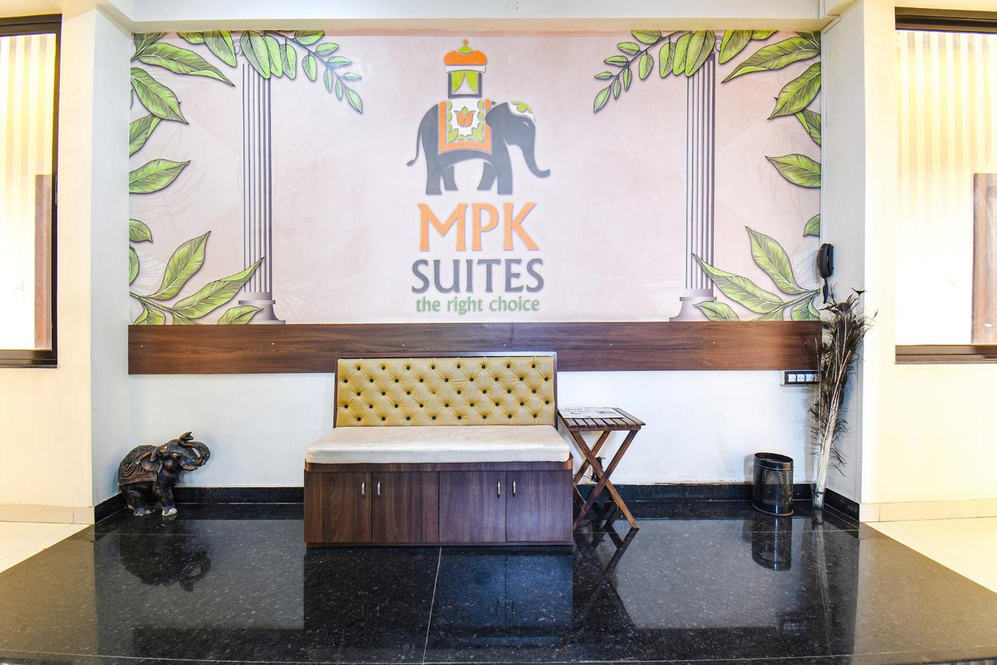 Fabhotel Royal Suits - Nr Mahadji Shinde Chhatri Pune Exterior photo
