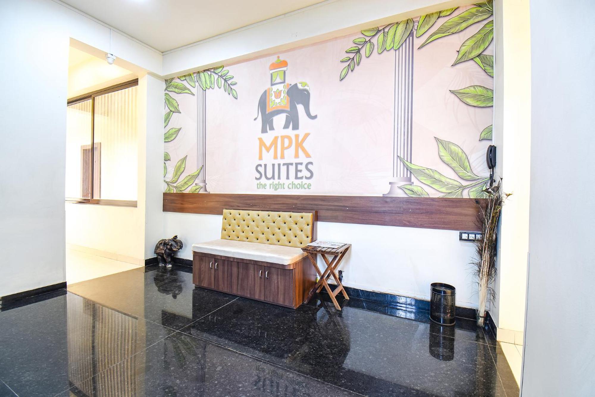 Fabhotel Royal Suits - Nr Mahadji Shinde Chhatri Pune Exterior photo